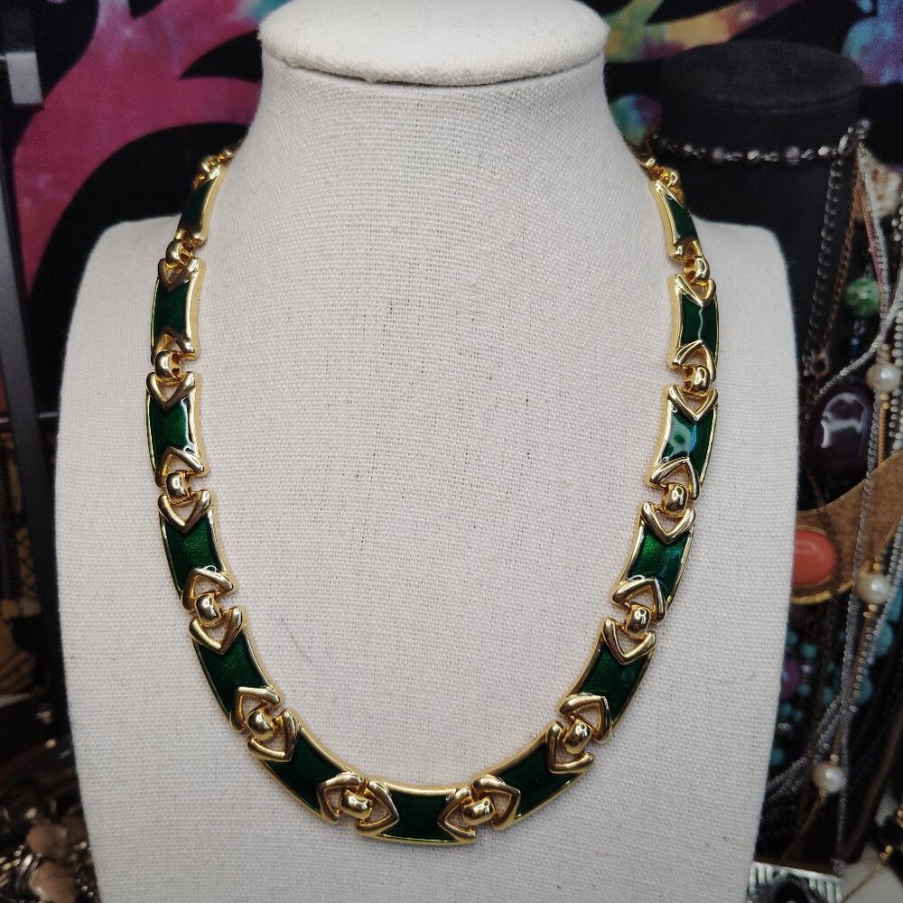 Vintage Gold Tone Emerald Green Enamel Link Choker Necklace